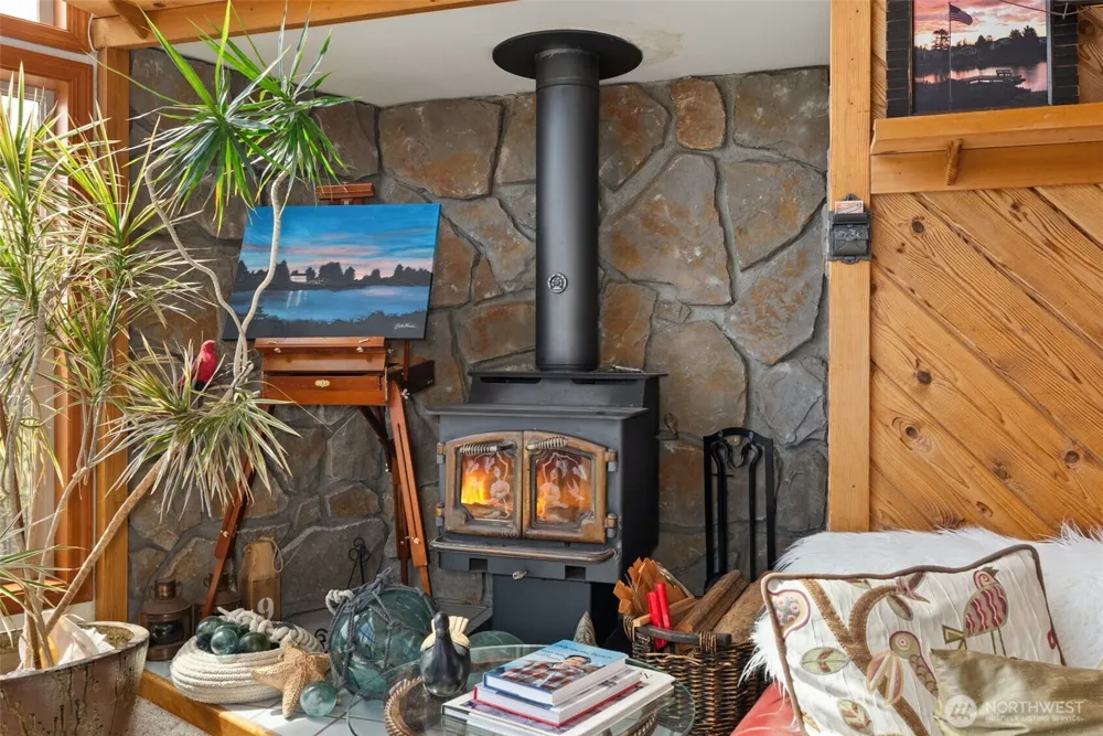 360 Wildwood Avenue SE Ocean Shores, WA 98569