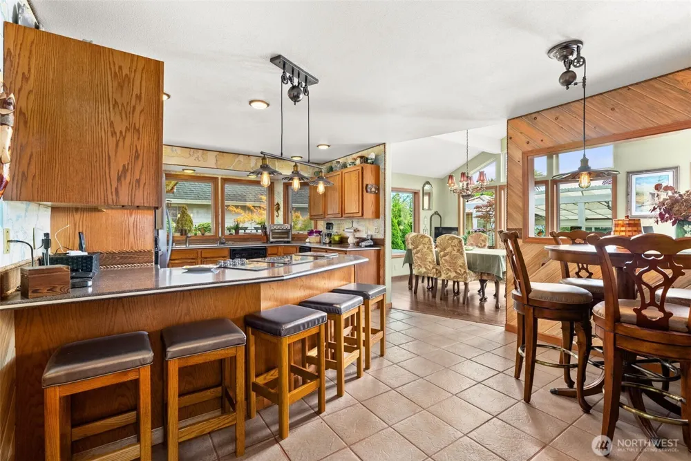 360 Wildwood Avenue SE Ocean Shores, WA 98569