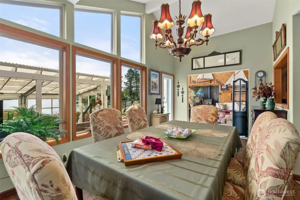 360 Wildwood Avenue SE Ocean Shores, WA 98569