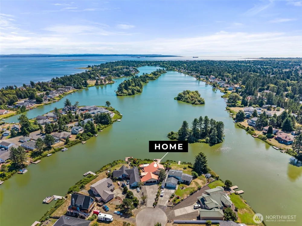 360 Wildwood Avenue SE Ocean Shores, WA 98569