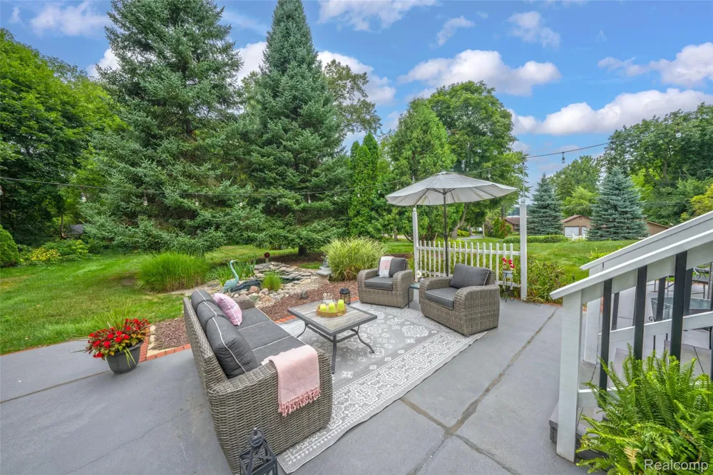3841 Covert Road Waterford Charter Township, MI 48328
