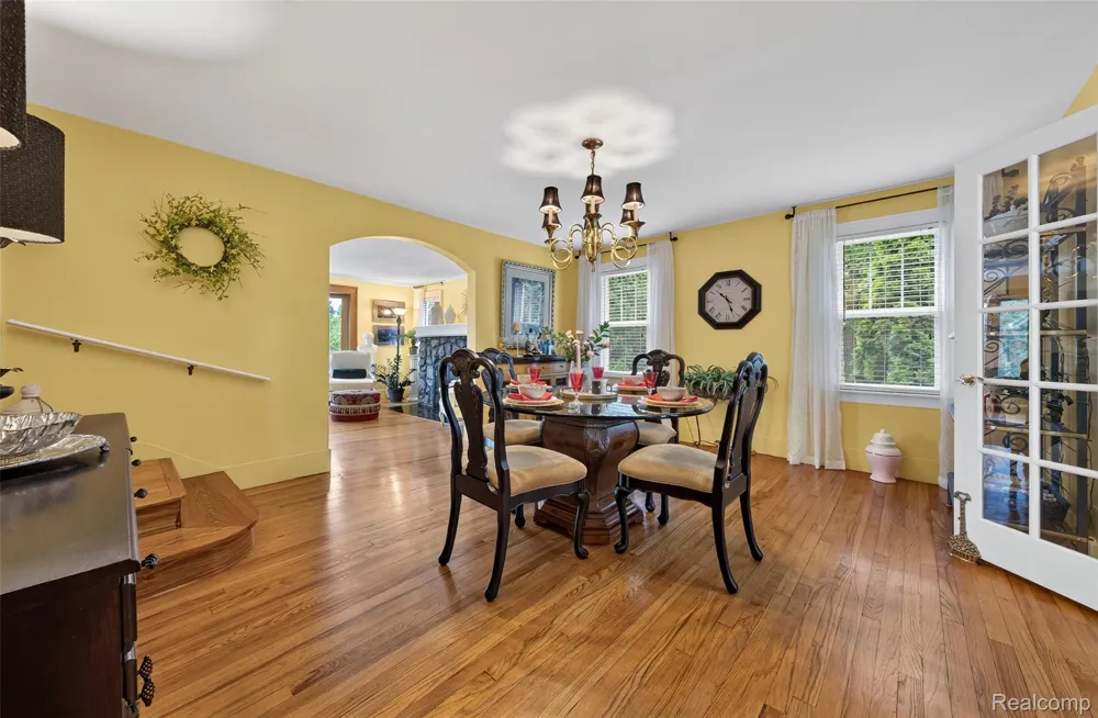 3841 Covert Road Waterford Charter Township, MI 48328