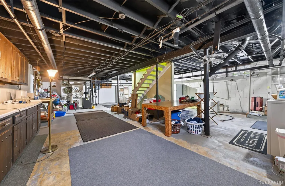 3841 Covert Road Waterford Charter Township, MI 48328