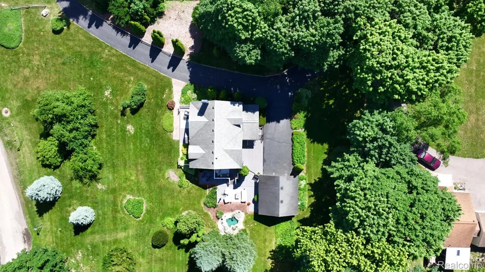 3841 Covert Road Waterford Charter Township, MI 48328