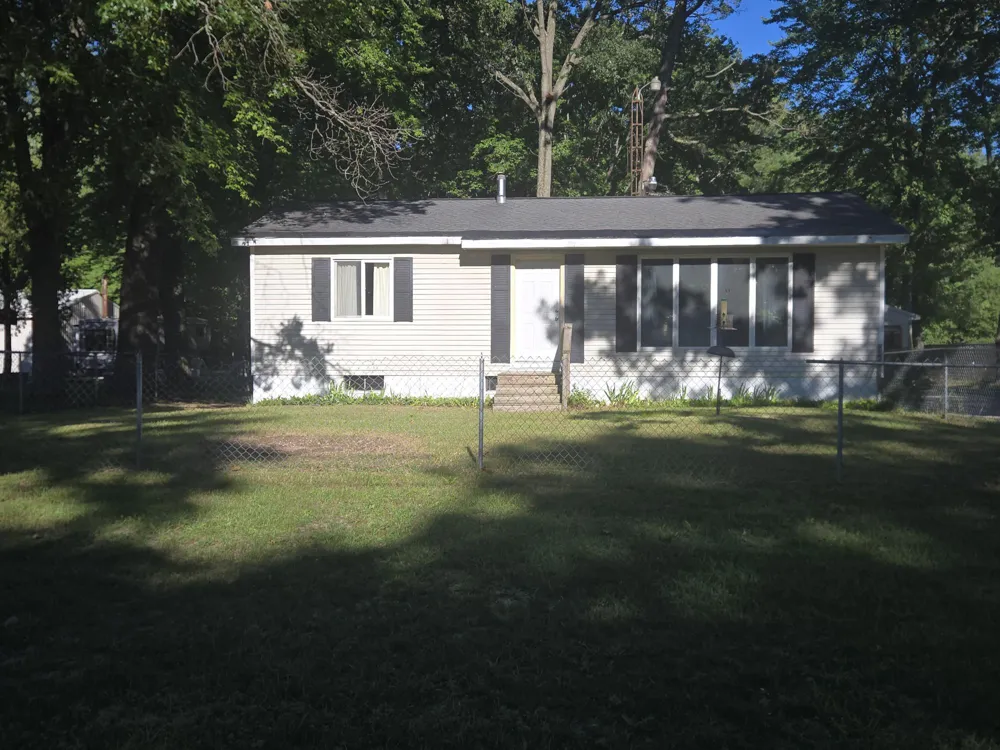 2840 Pillon Road Dalton Township, MI 49457