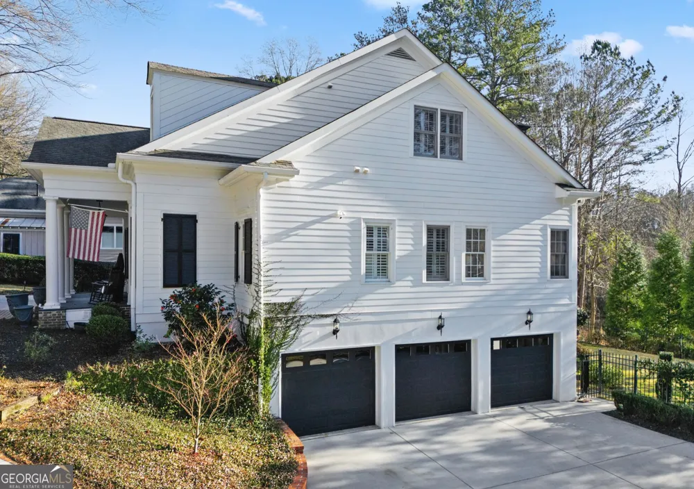 102 N Cove DR Peachtree City, GA 30269