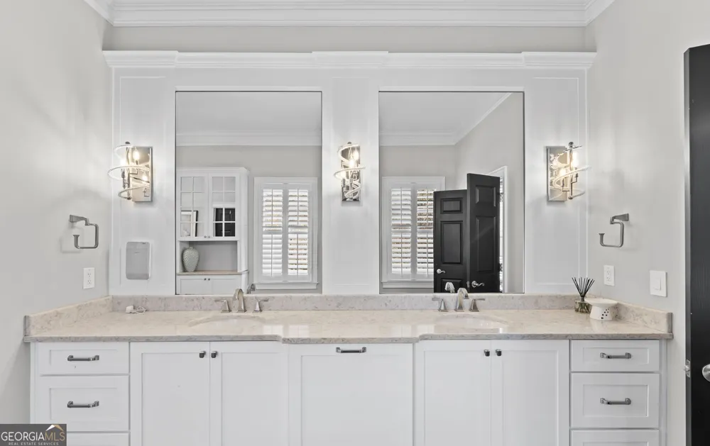 102 N Cove DR Peachtree City, GA 30269