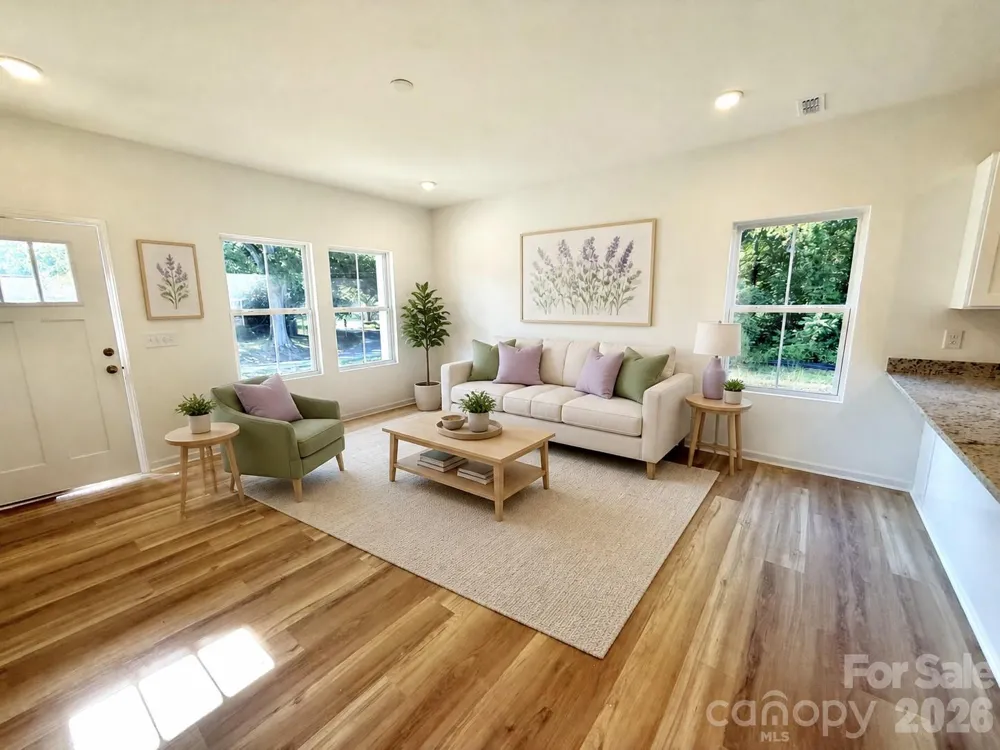 307 W 13th Street Kannapolis, NC 28081