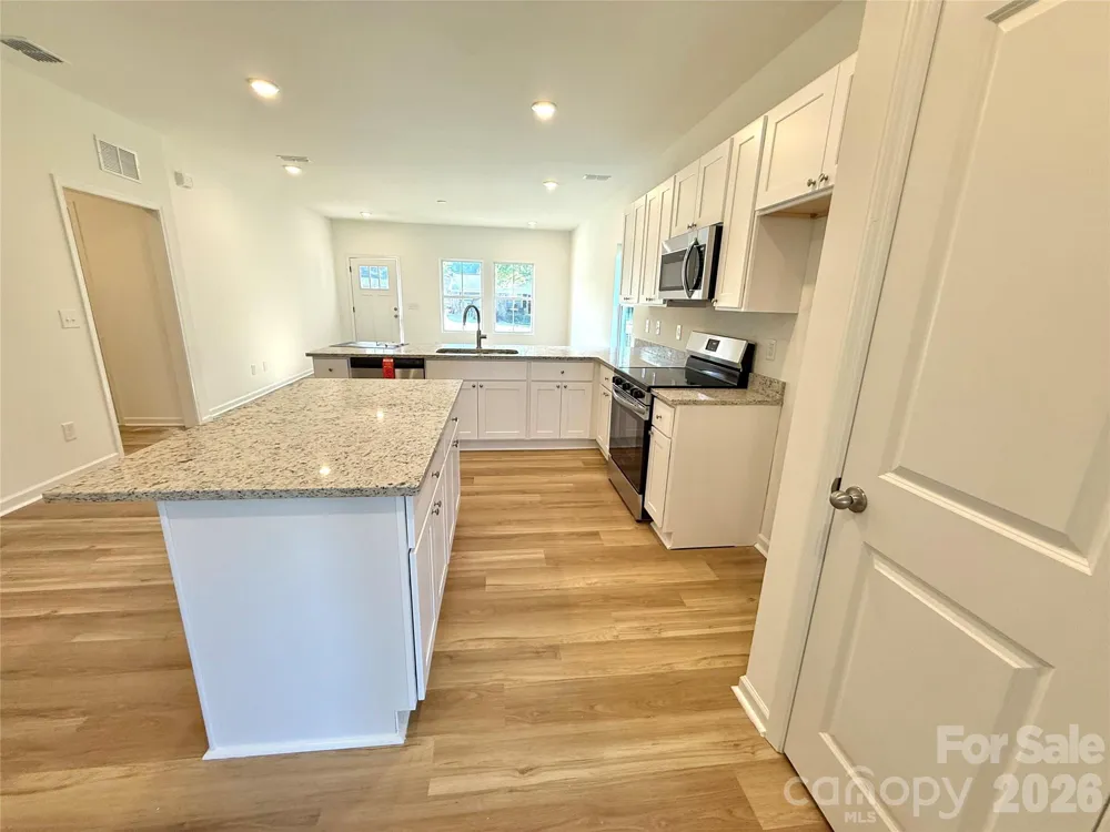 307 W 13th Street Kannapolis, NC 28081