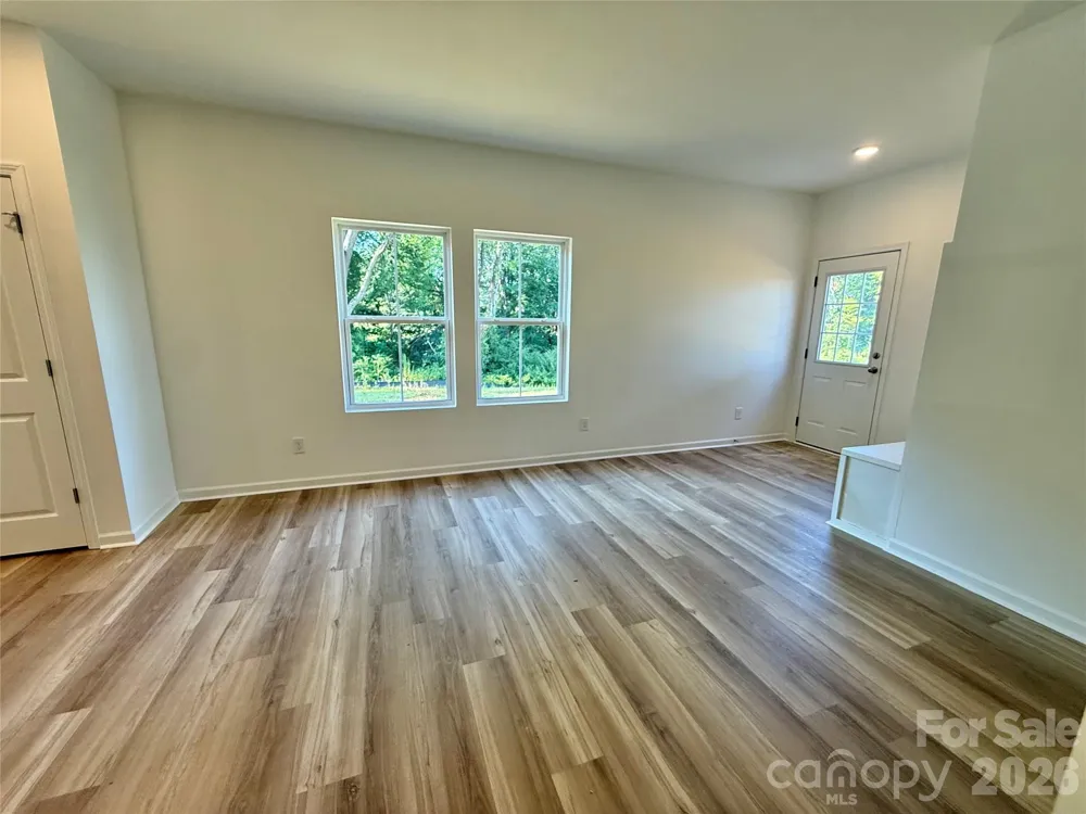 307 W 13th Street Kannapolis, NC 28081