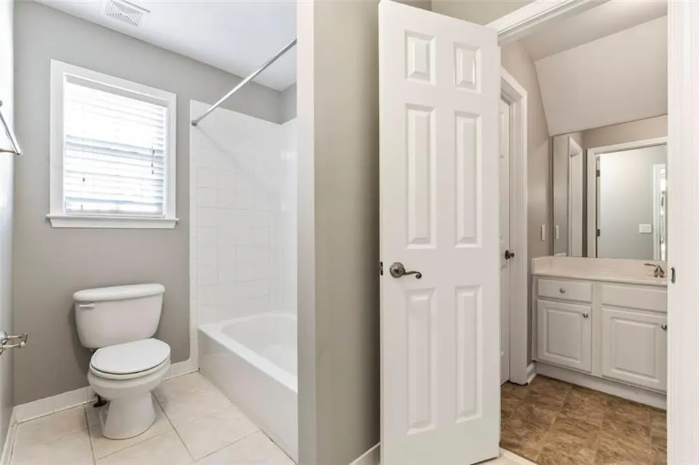 1216 McAllistar Drive Locust Grove, GA 30248
