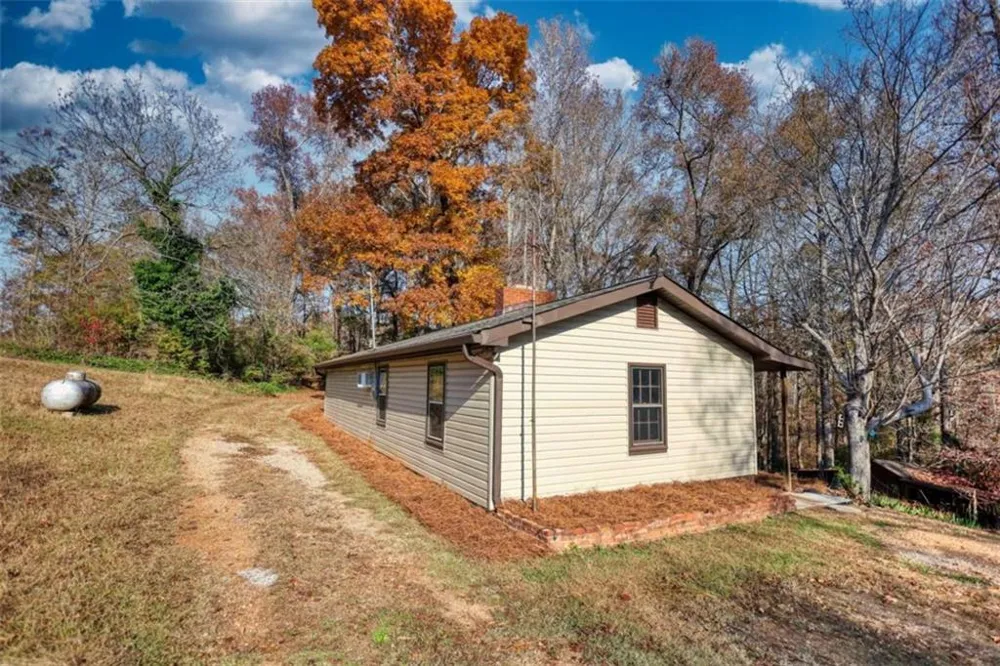 3001 Highway 213 Mansfield, GA 30055