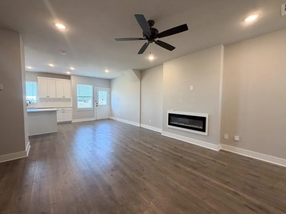 920 Cooksey Court #B Grandview, TX 76050