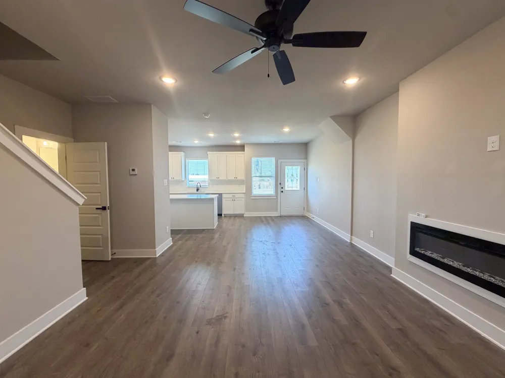 920 Cooksey Court #B Grandview, TX 76050