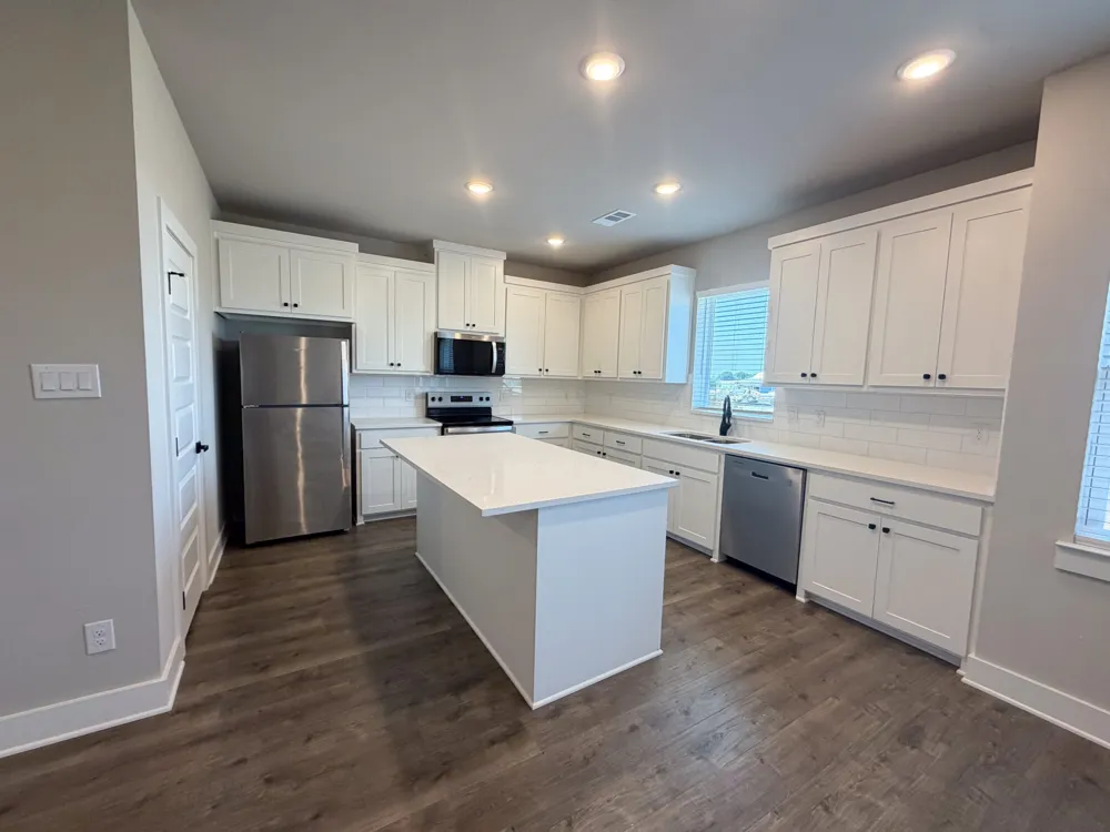 920 Cooksey Court #B Grandview, TX 76050