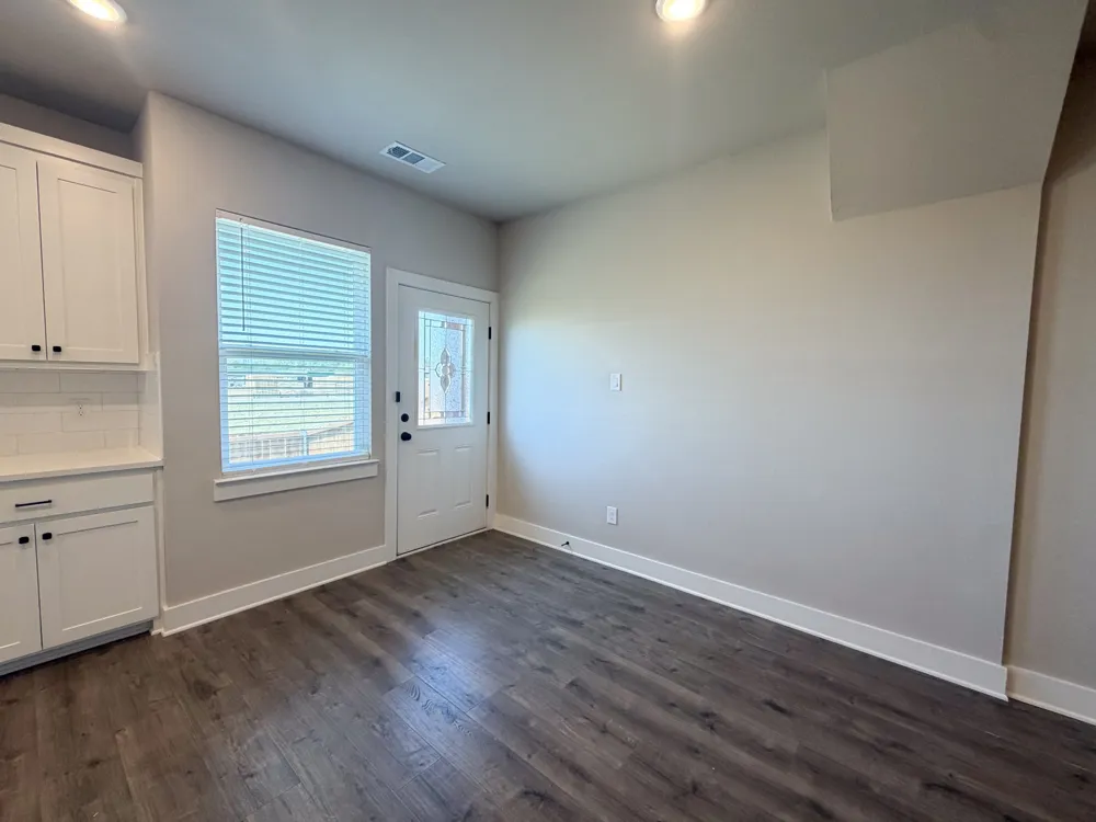920 Cooksey Court #B Grandview, TX 76050