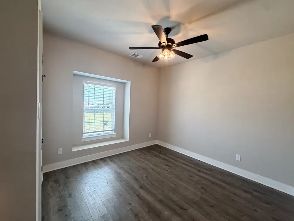 920 Cooksey Court #B Grandview, TX 76050