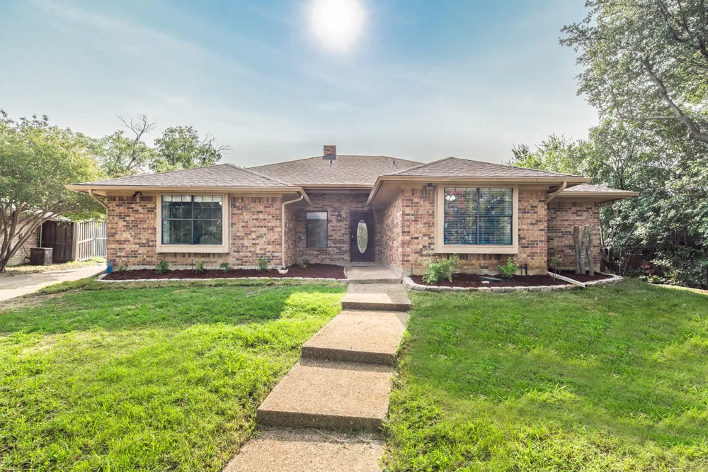 500 Cross Bend Court Irving, TX 75061