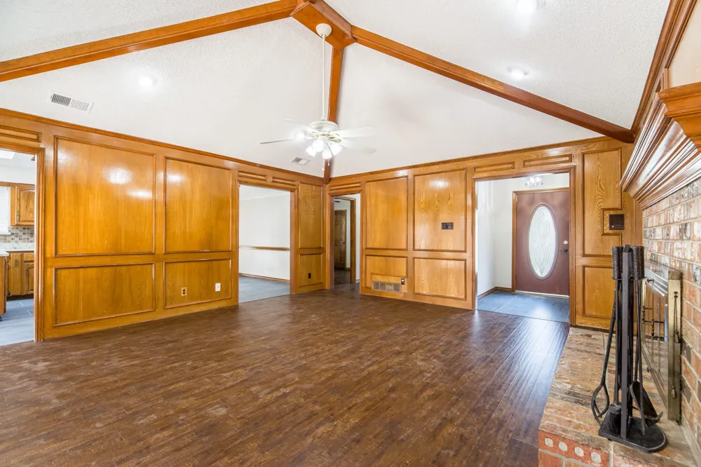 500 Cross Bend Court Irving, TX 75061