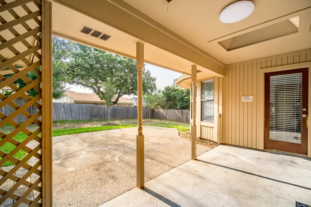 500 Cross Bend Court Irving, TX 75061