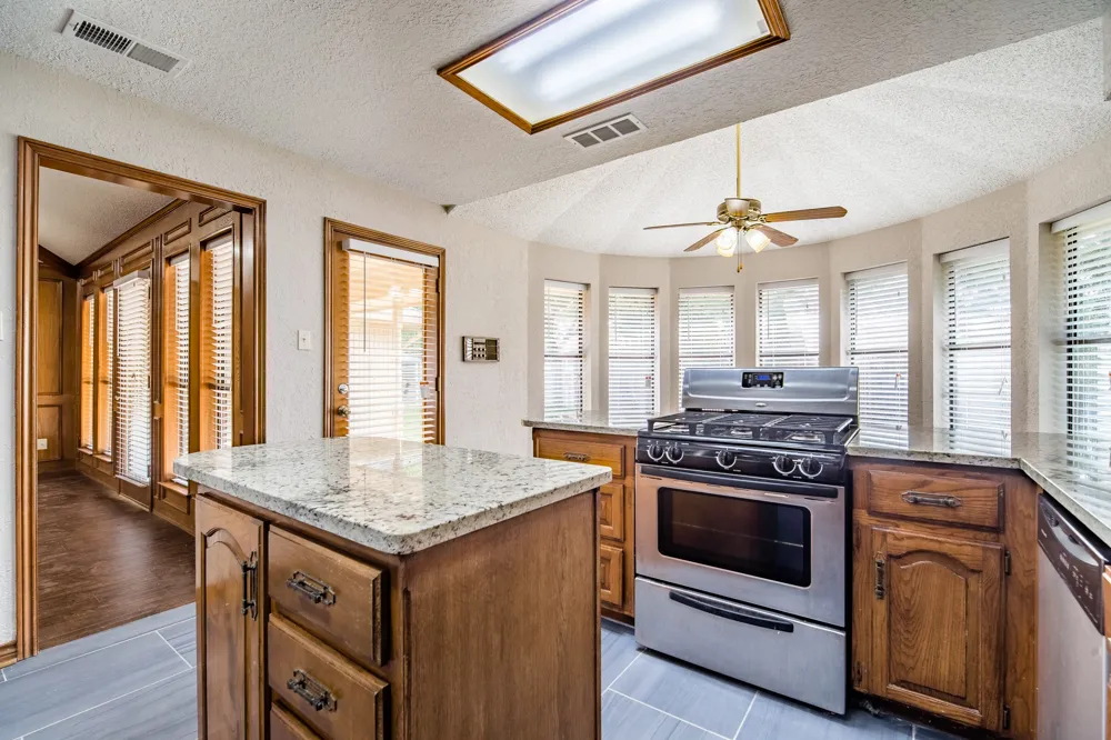 500 Cross Bend Court Irving, TX 75061