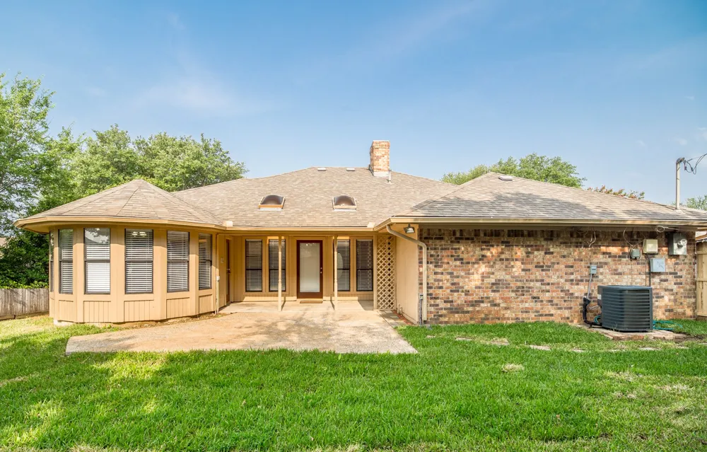 500 Cross Bend Court Irving, TX 75061