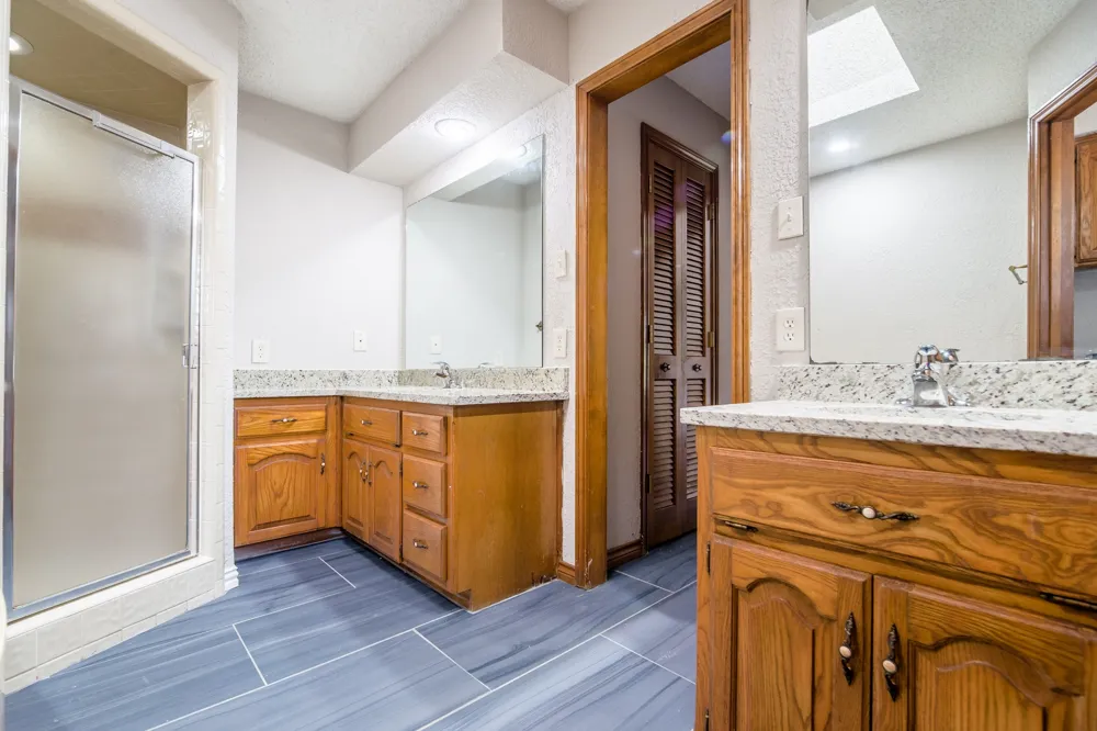 500 Cross Bend Court Irving, TX 75061