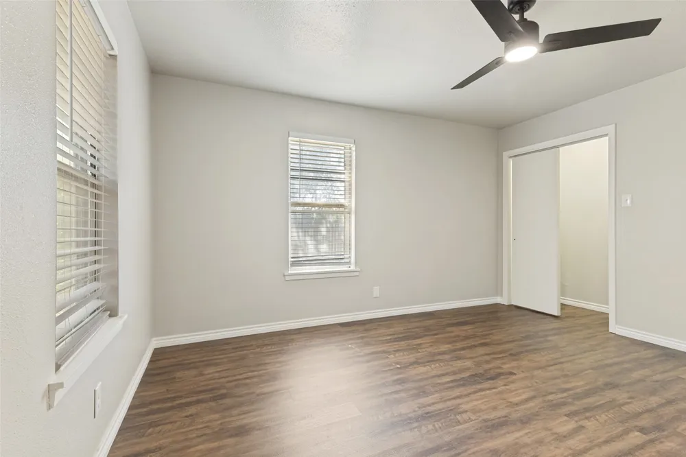 3021 Edith Lane Haltom City, TX 76117