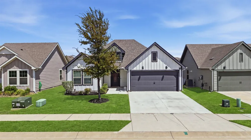 11328 Headwater Court Providence Village, TX 76227