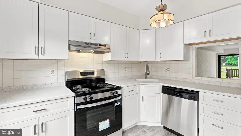 23 CENTENNIAL ROAD Telford, PA 18969