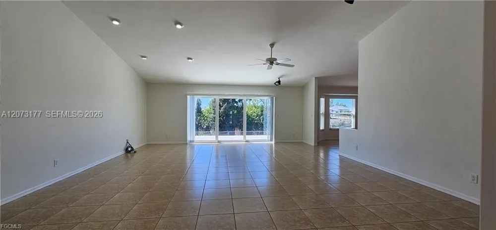 420 SE 15TH TER Cape Coral, FL 33990