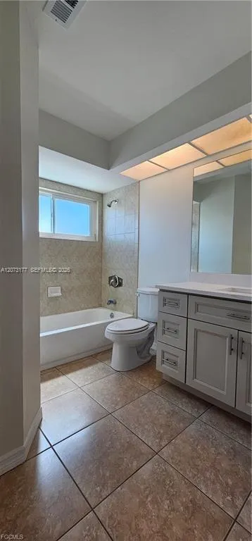 420 SE 15TH TER Cape Coral, FL 33990