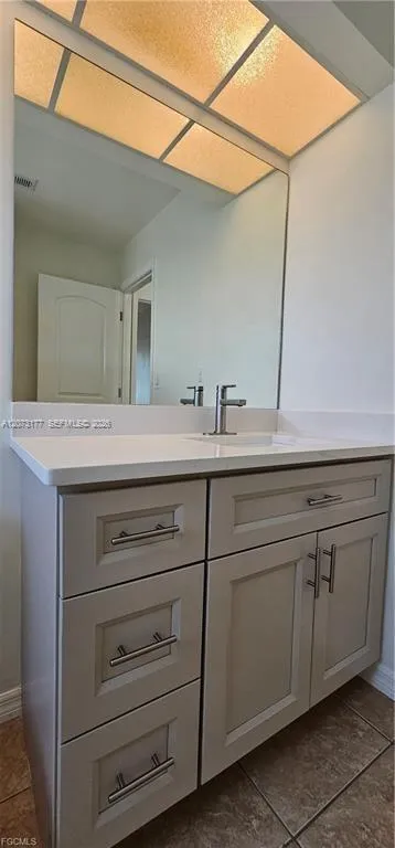 420 SE 15TH TER Cape Coral, FL 33990