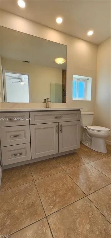 420 SE 15TH TER Cape Coral, FL 33990