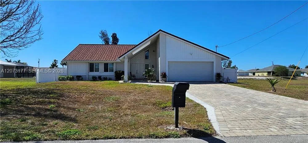 420 SE 15TH TER Cape Coral, FL 33990