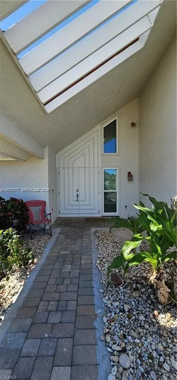 420 SE 15TH TER Cape Coral, FL 33990