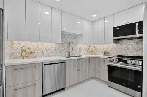 7847 Lakeside Boulevard #1021
