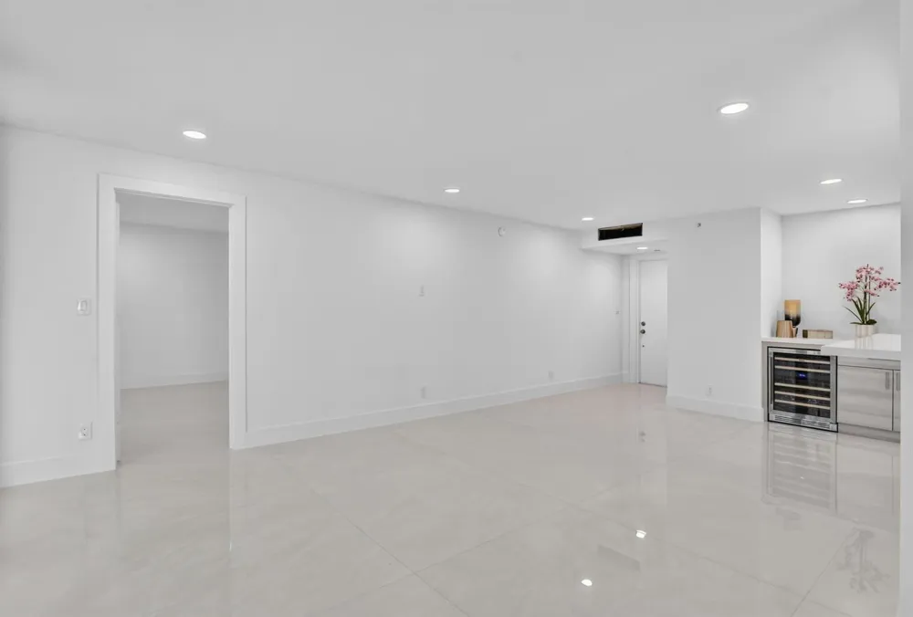 7847 Lakeside Boulevard #1021 Boca Raton, FL 33434