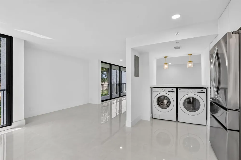 7847 Lakeside Boulevard #1021 Boca Raton, FL 33434