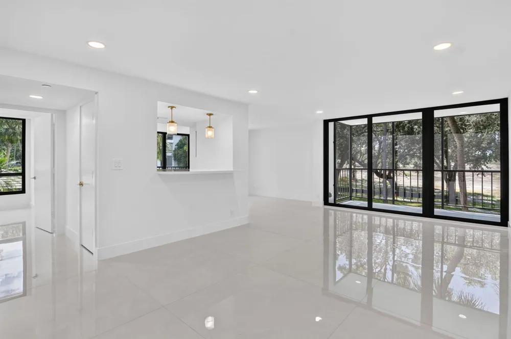 7847 Lakeside Boulevard #1021 Boca Raton, FL 33434