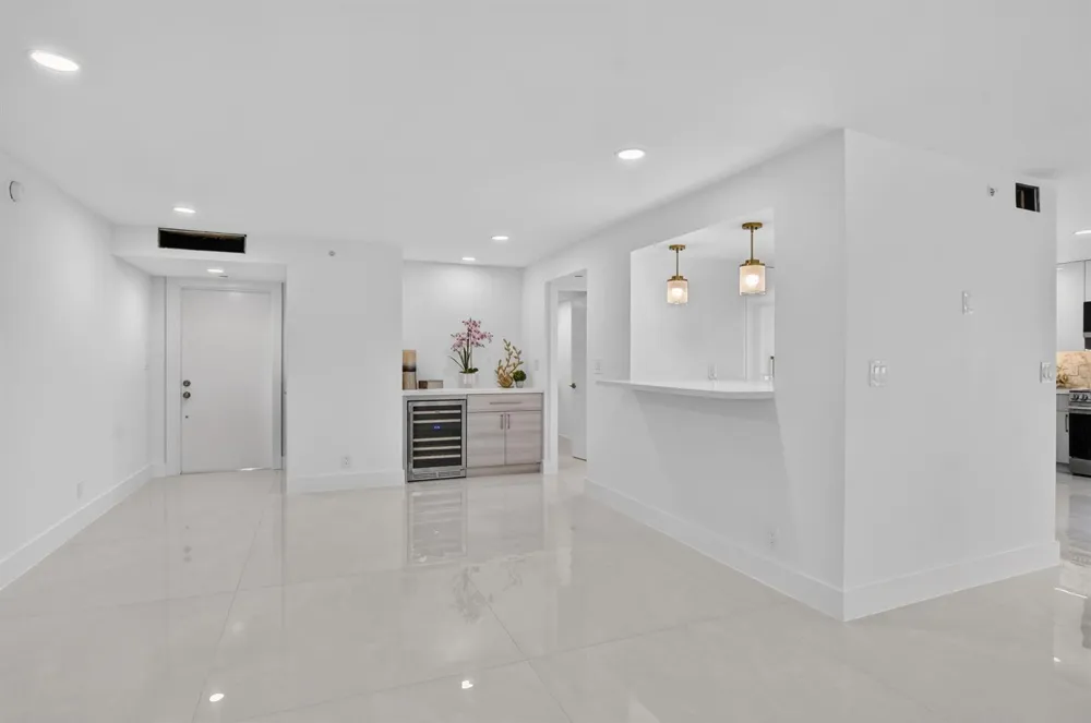 7847 Lakeside Boulevard #1021 Boca Raton, FL 33434