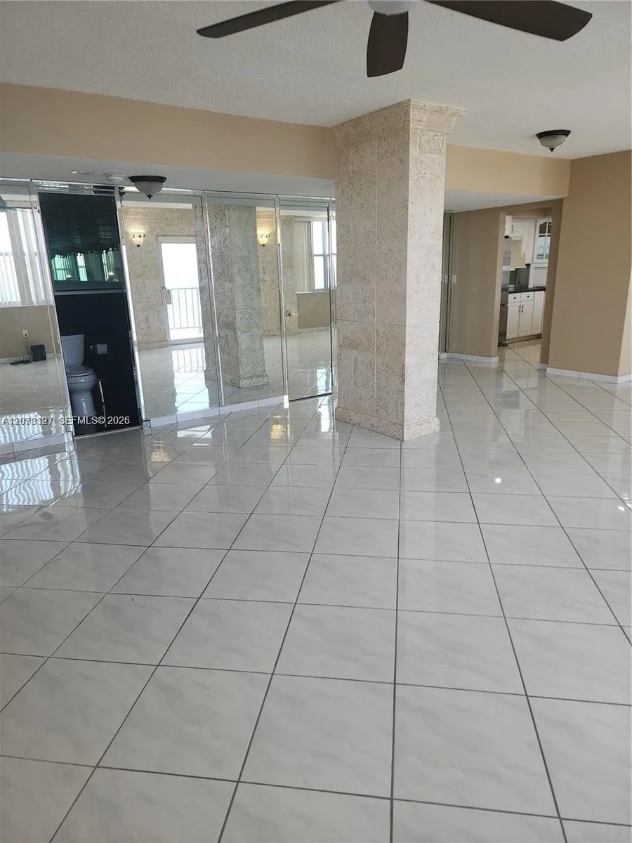 11930 Bayshore Dr #1407 North Miami, FL 33181