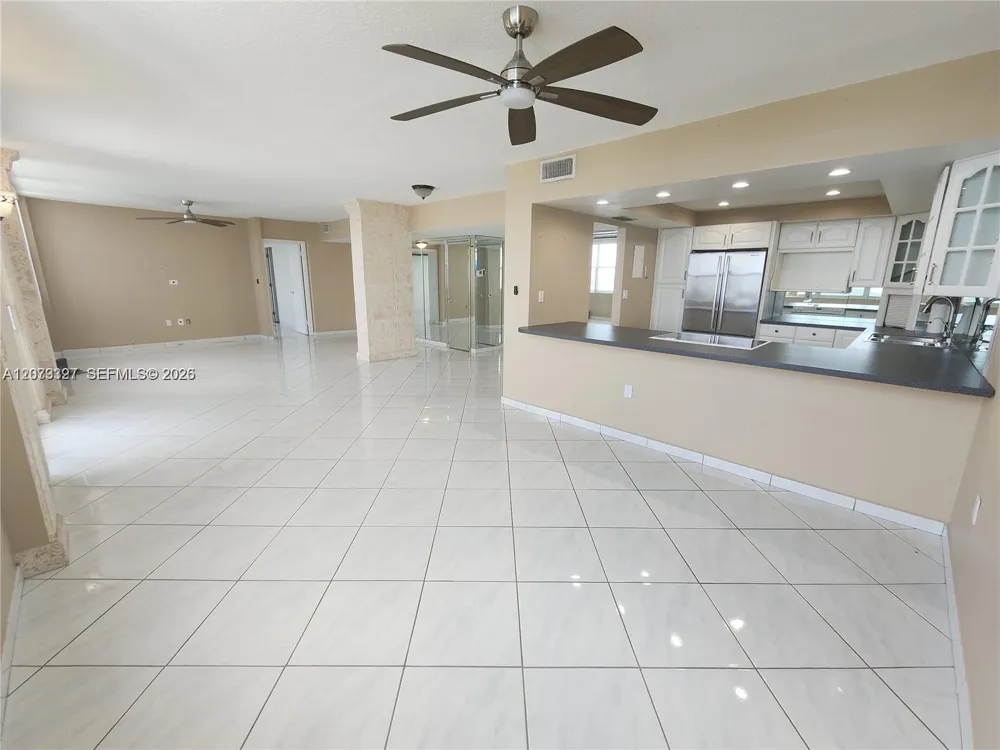 11930 Bayshore Dr #1407 North Miami, FL 33181