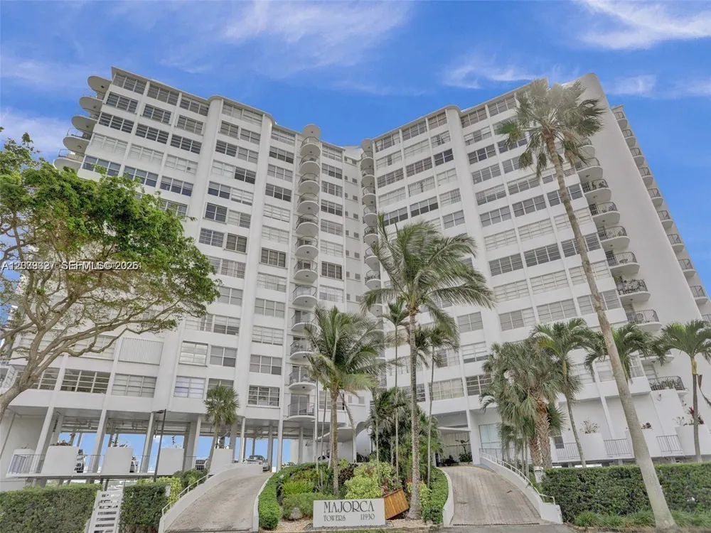 11930 Bayshore Dr #1407 North Miami, FL 33181