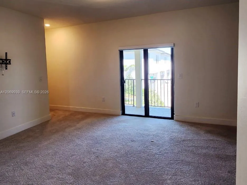 4460 NW 83rd Ave Doral, FL 33166