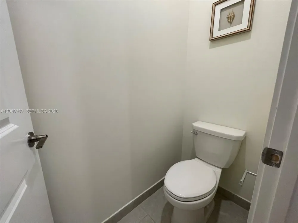 4460 NW 83rd Ave Doral, FL 33166