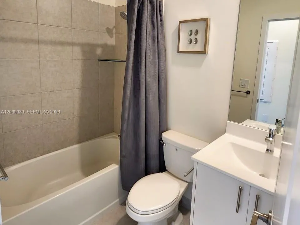 4460 NW 83rd Ave Doral, FL 33166