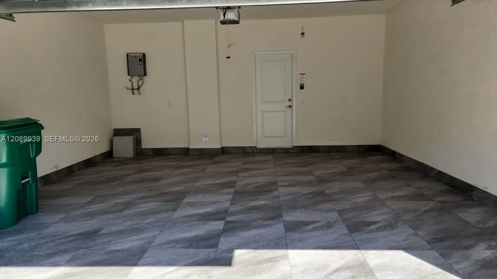 4460 NW 83rd Ave Doral, FL 33166