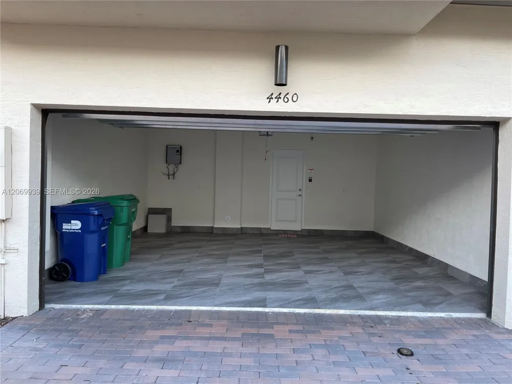 4460 NW 83rd Ave Doral, FL 33166