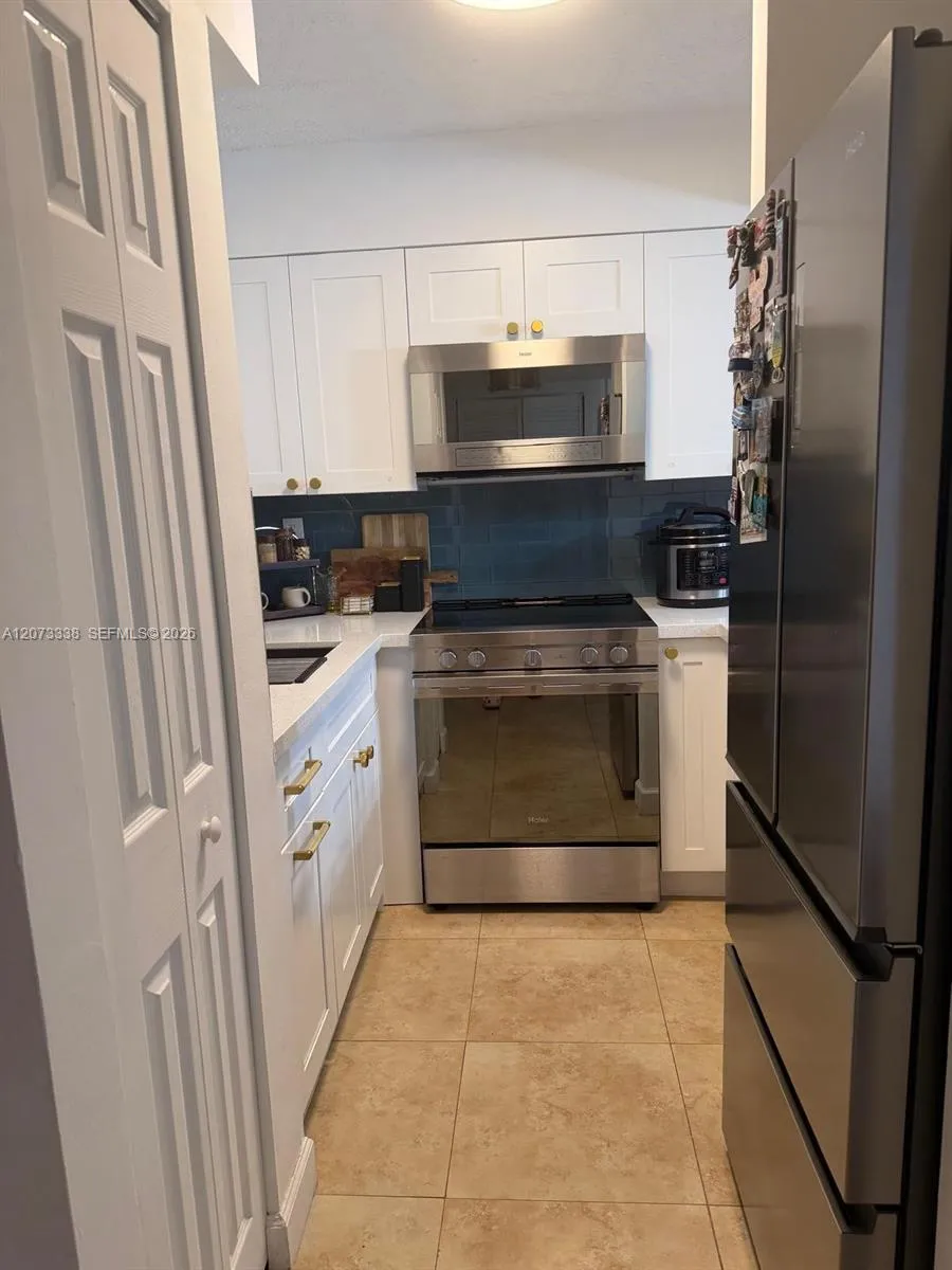 14930 SW 82nd Ter #16-506 Miami, FL 33193